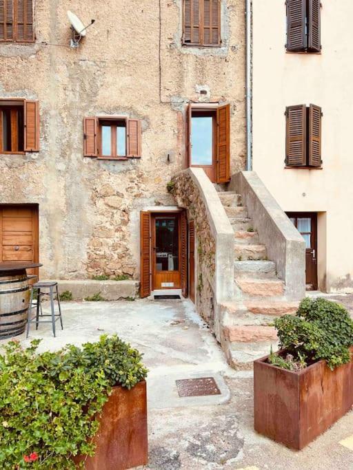 Charmant Petit Appartement Place De L Eglise بيانا المظهر الخارجي الصورة